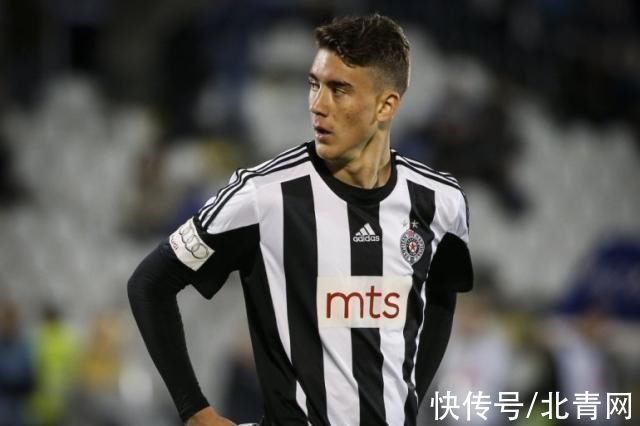 作为一名举 作为一名举